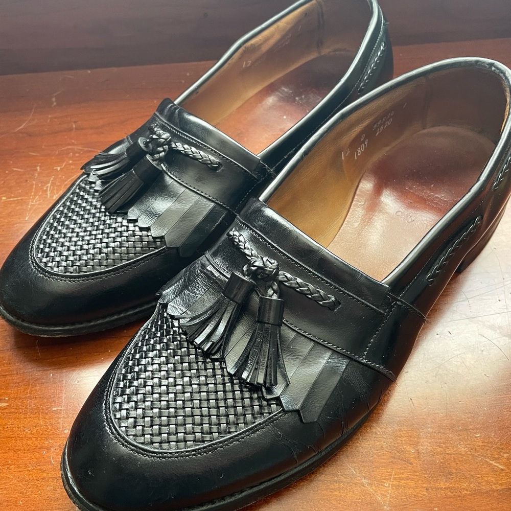 Allen Edmonds Men’s Black Leather Cody Loafers with Tassels size 12